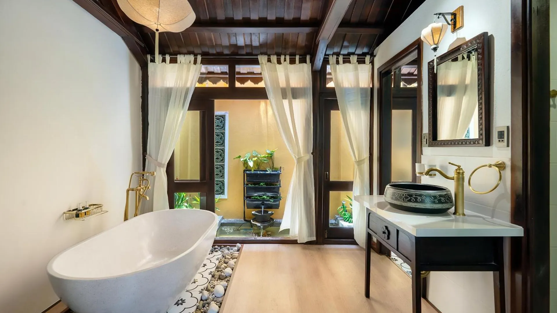 Hoi An Wooden Retreat In Town Villa Vietnam